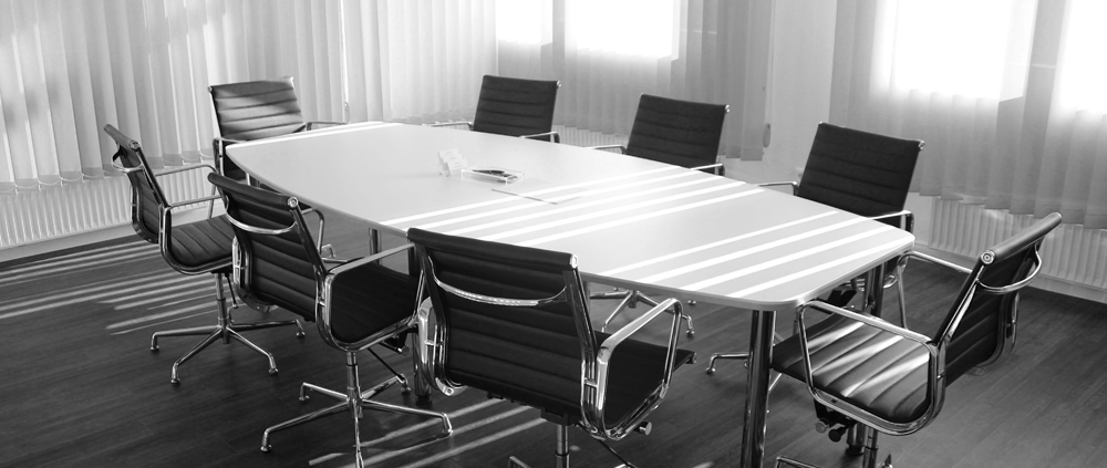mesa oficina sillas despacho aseguradora regulador supervisor